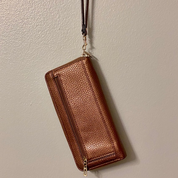 Guess Wallet - Picture 3 of 4